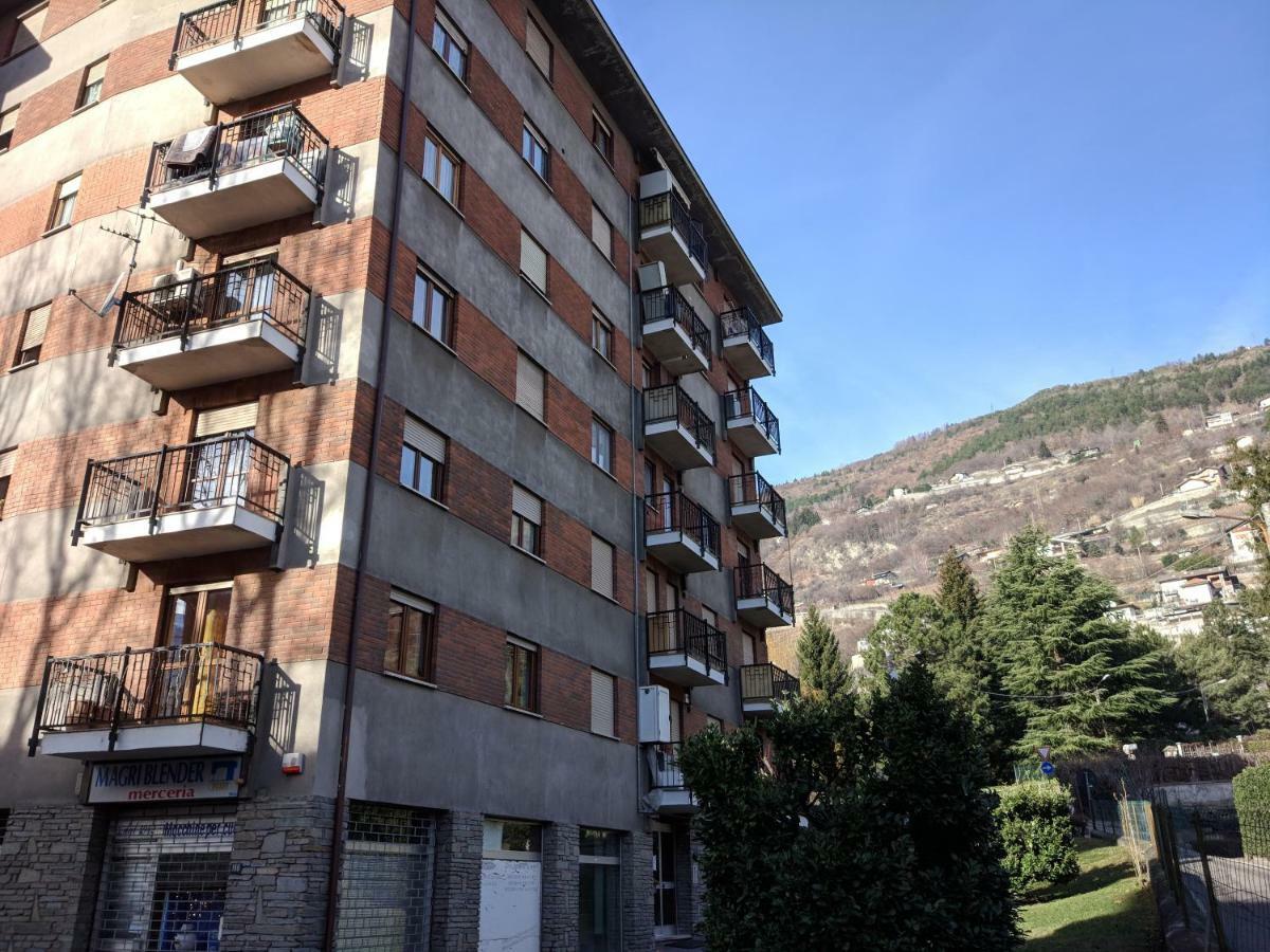 Casa Della Nonna Per Voi Parcheggio Gratuito Condizionatore Portatile Cir 0052 Aosta Exteriör bild